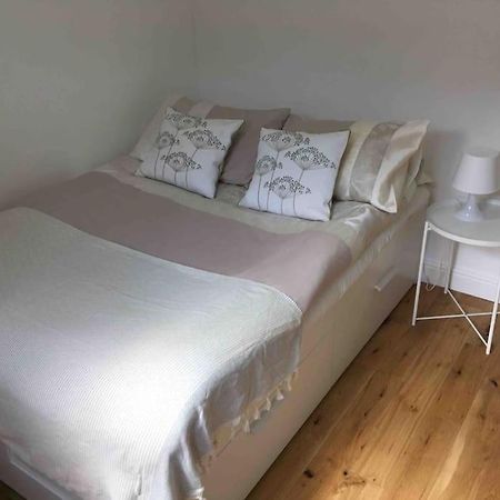 Newly Refurbished 2-Bedroom Flat In Notting Hill Лондон Экстерьер фото