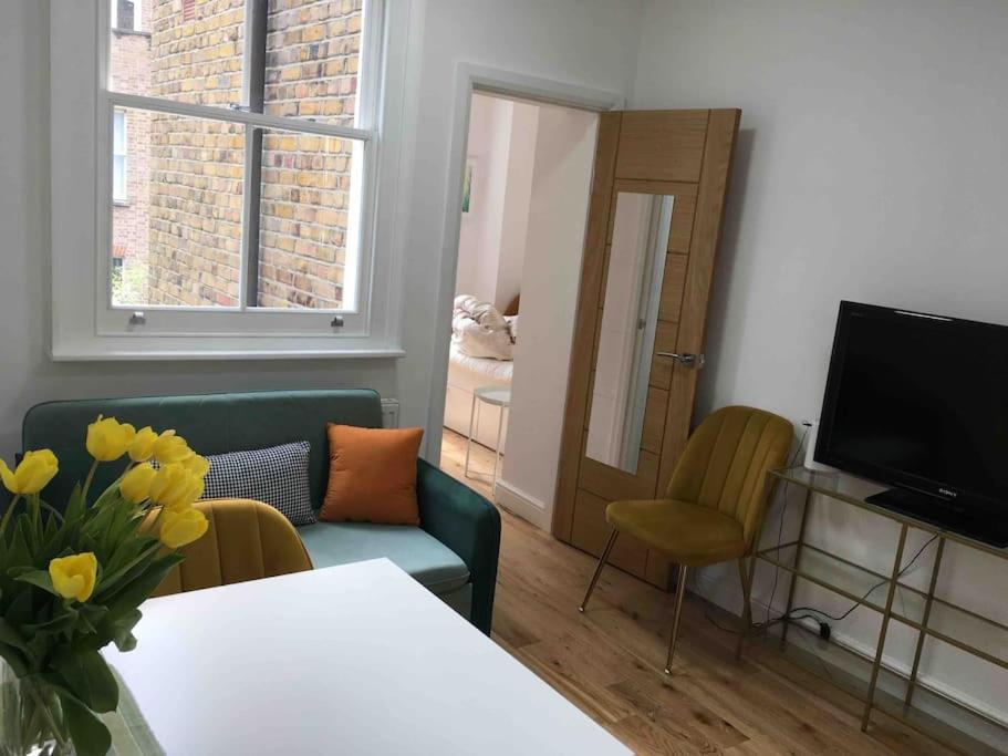 Newly Refurbished 2-Bedroom Flat In Notting Hill Лондон Экстерьер фото