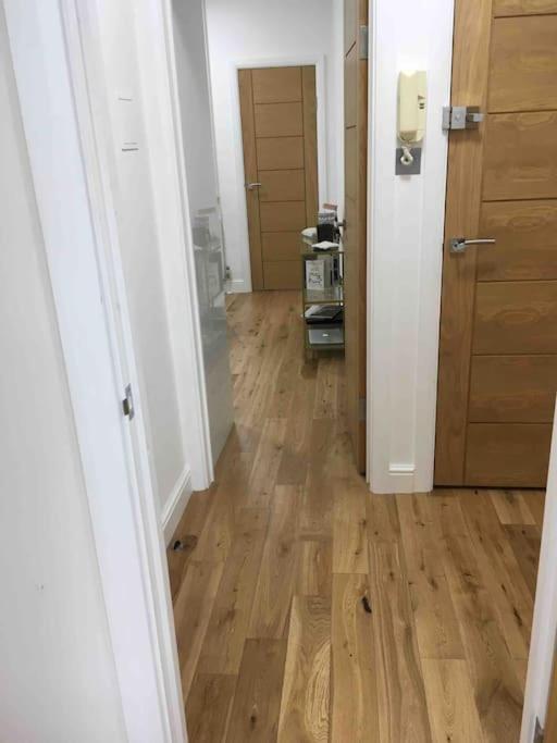 Newly Refurbished 2-Bedroom Flat In Notting Hill Лондон Экстерьер фото