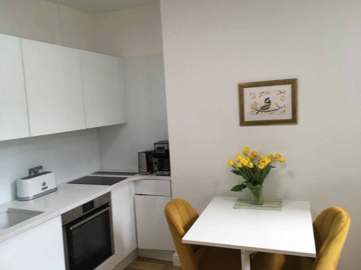 Newly Refurbished 2-Bedroom Flat In Notting Hill Лондон Экстерьер фото